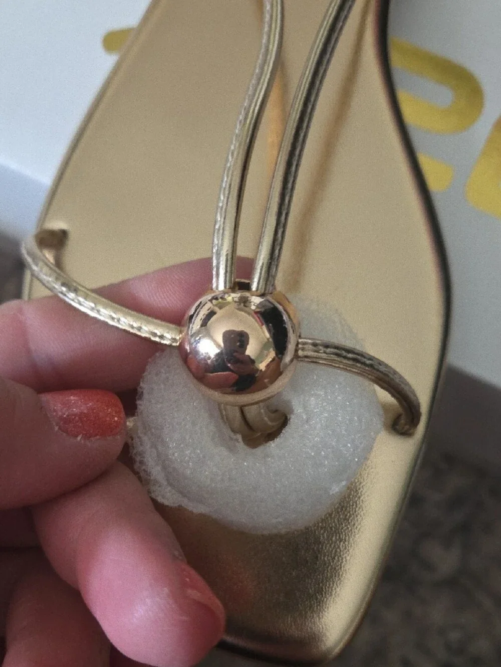 N/A stylish gold
